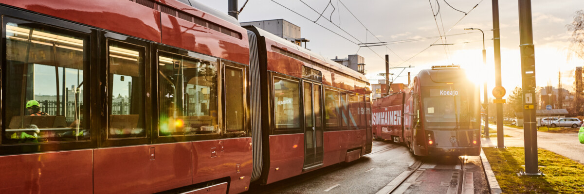 Kaksi Ratikkaa koeajoissa