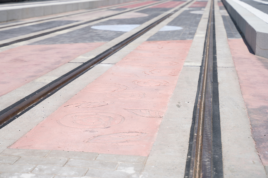 Silja Merikallion Sorin aukion betonitaideteos Planeetat