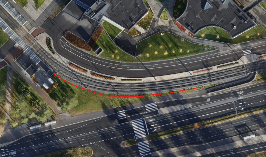 Ilmakuvaan piirretty aidan linjaus