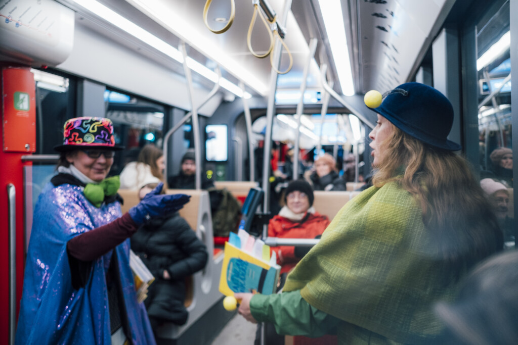 Kirsi Kunnas 100 -esitys taideratikassa joulukuussa 2024