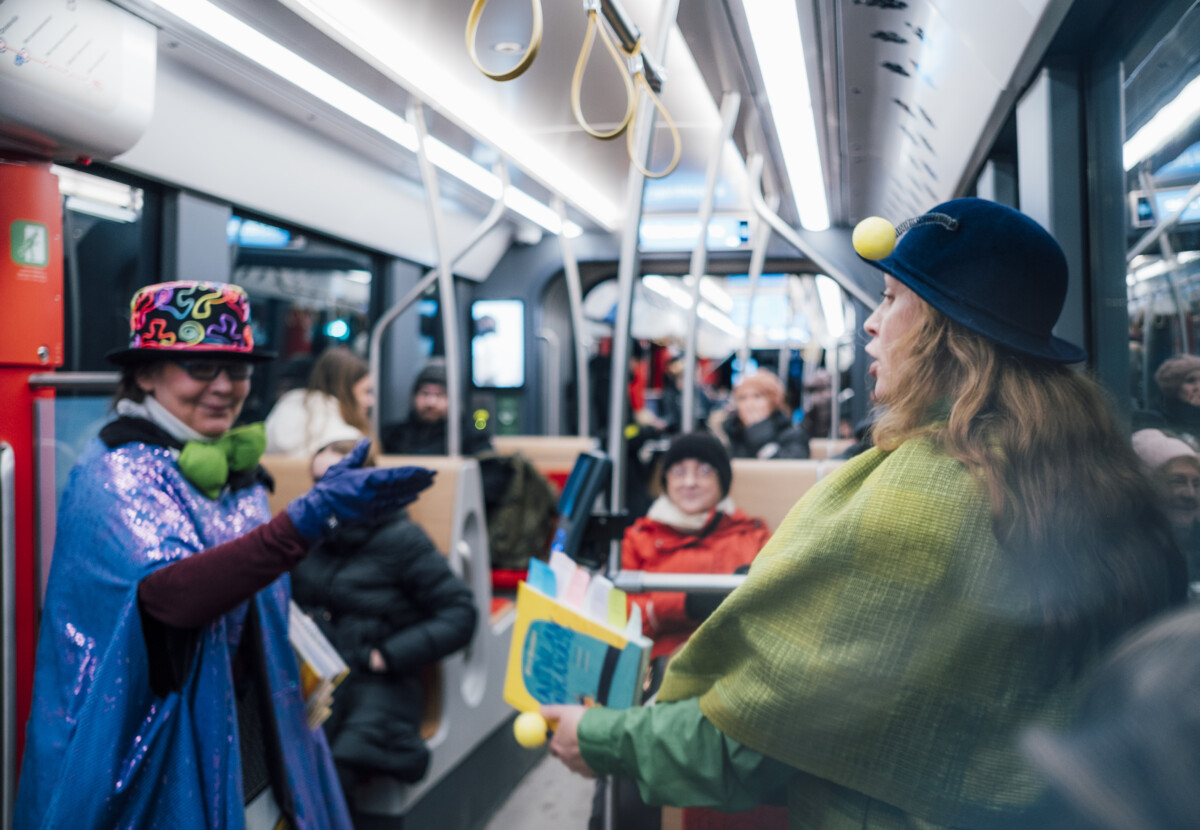 Kirsi Kunnas 100 -esitys taideratikassa joulukuussa 2024